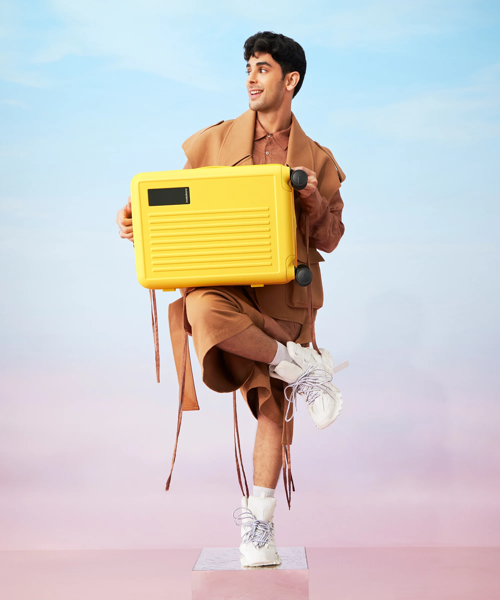 The Transit Wave - Cabin - Image 11